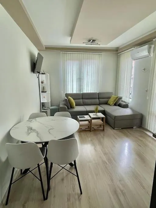 Breeze Apartment location