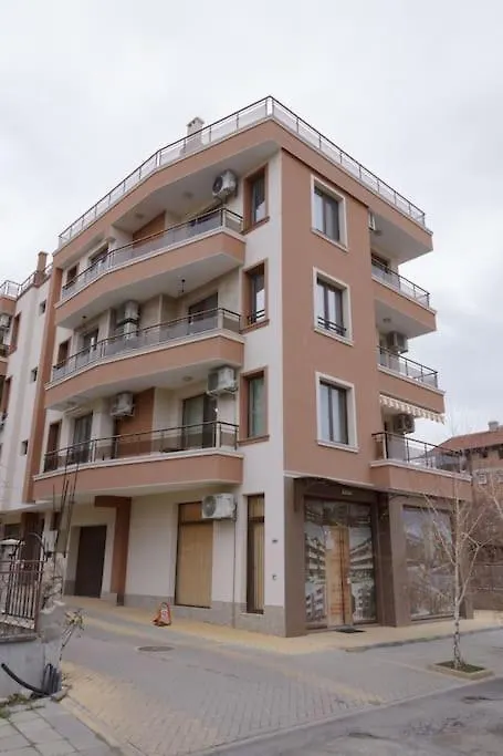 Breeze Apartment Burgas City
